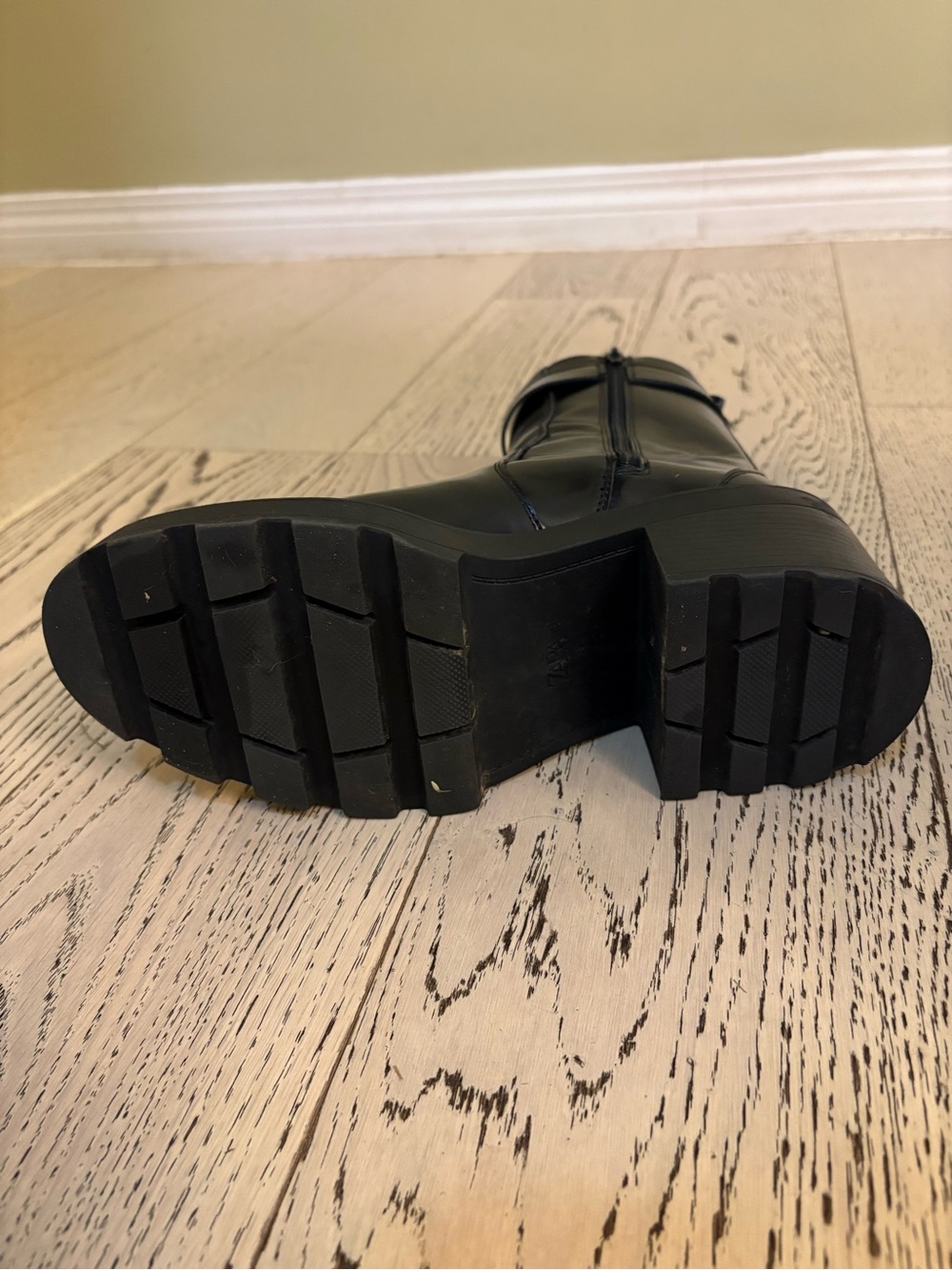 Zara Platform Lug Chelsea Boots with Buckle Strap Size 39 - Picture 7 of 10